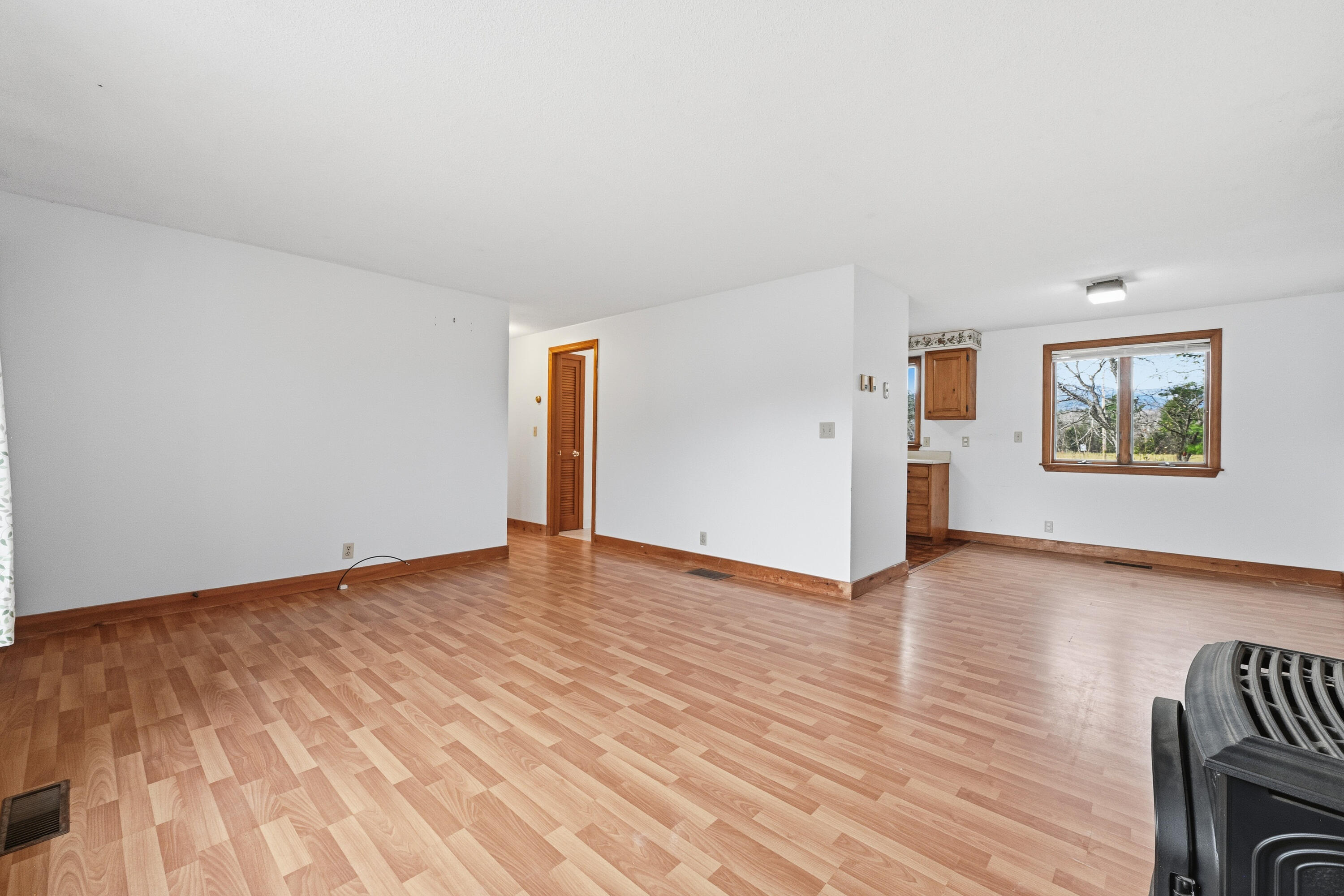 174 W Kingfield Road, Kingfield, ME, 04947