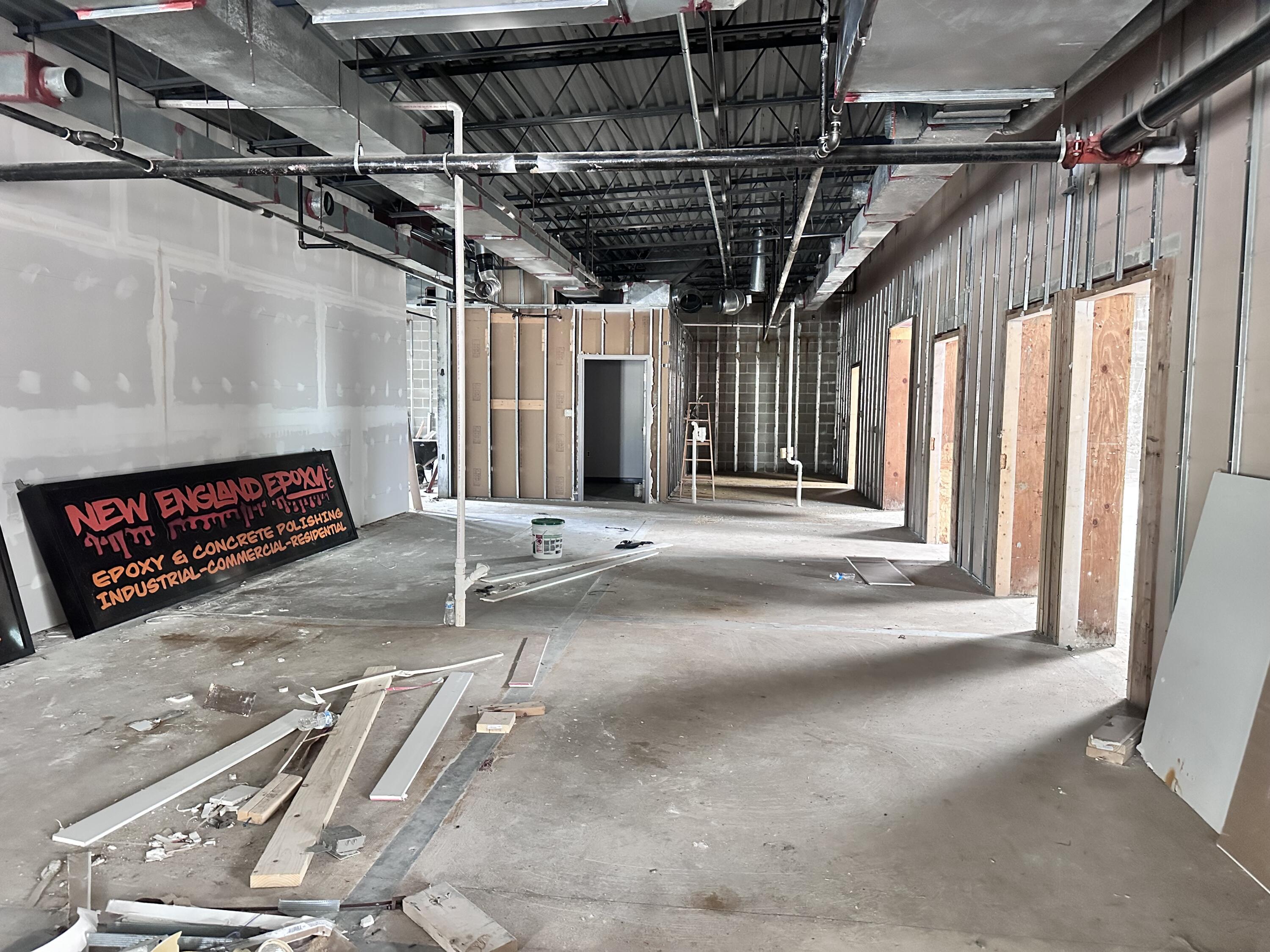 637 Minot Avenue, Auburn, ME, 04210