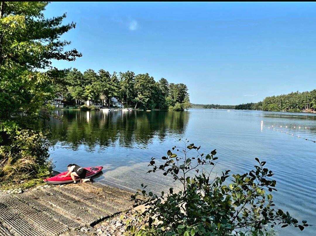 18 Martin Heights, Raymond, ME, 04071