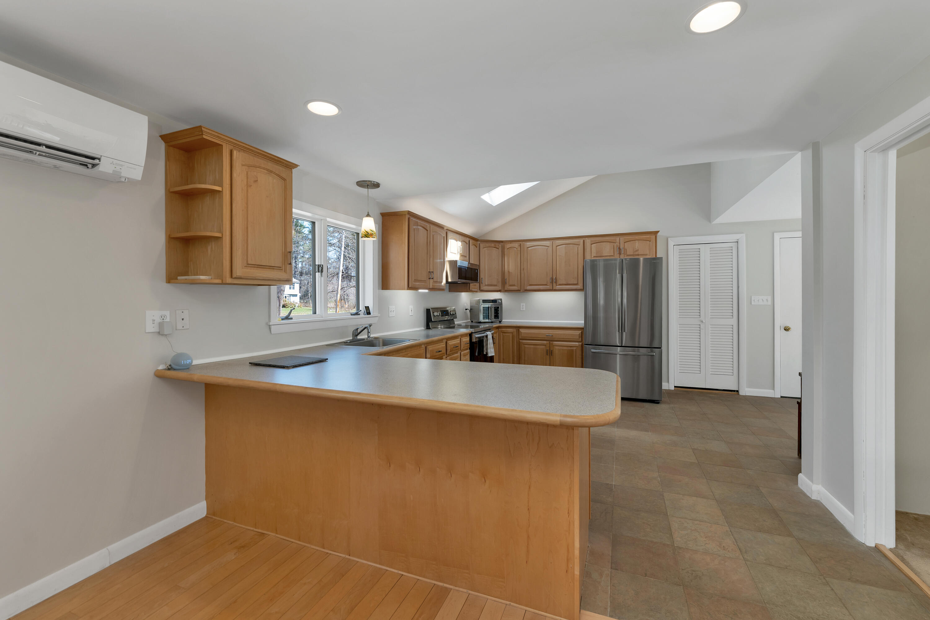 50 James Farm Road, Lee, NH, 03861