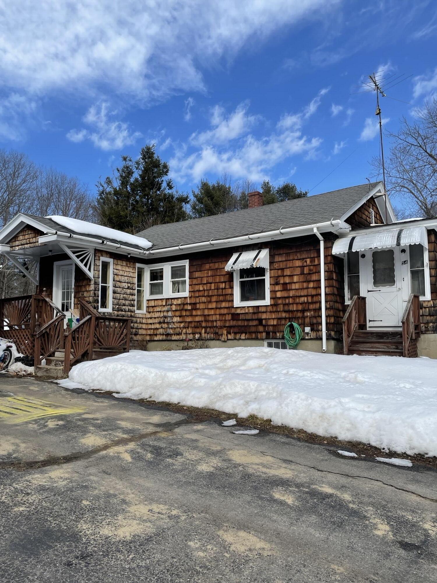 54 Highland Spring Road, Lewiston, ME, 04240