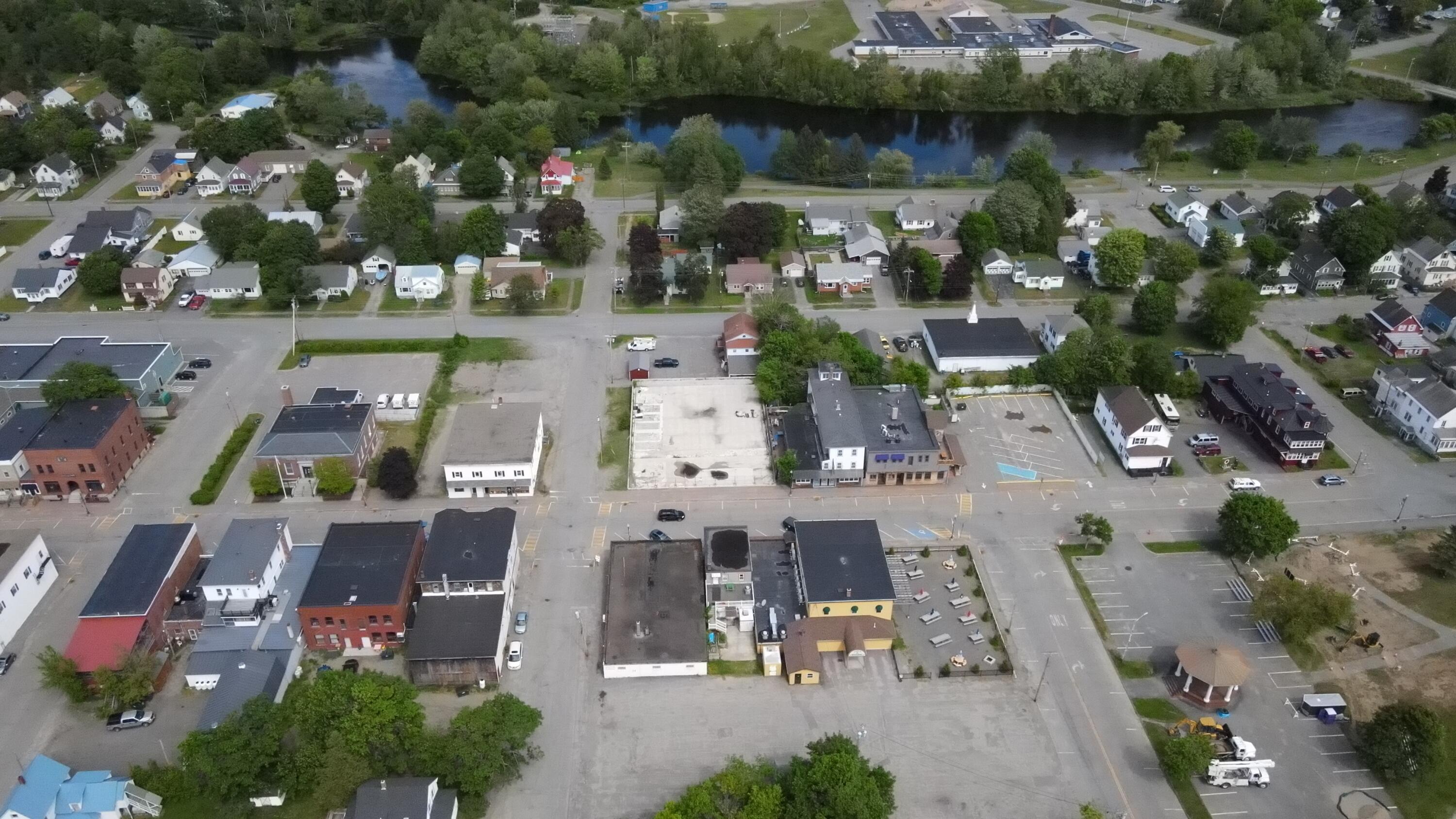 75 Penobscot Avenue, Millinocket, ME, 04462