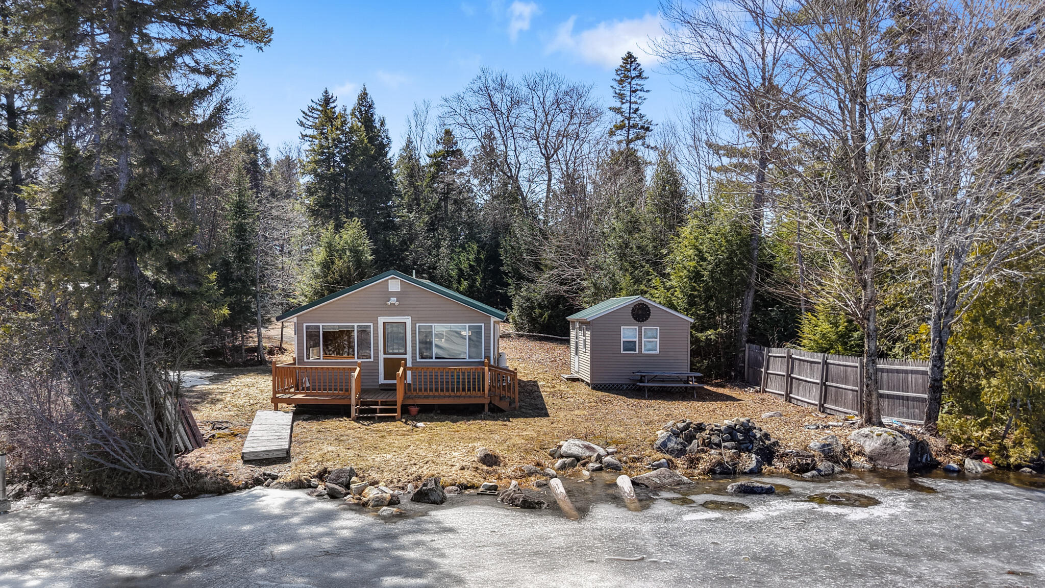 37 Petite Drive, Lincoln, ME, 04457