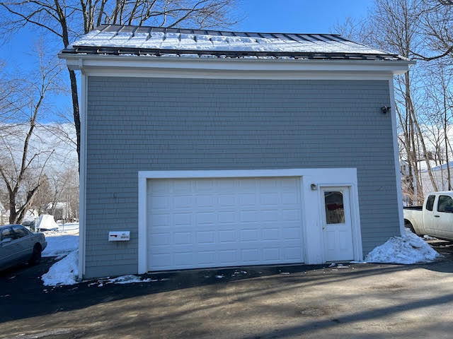 41 Grove Street, Belfast, ME, 04915