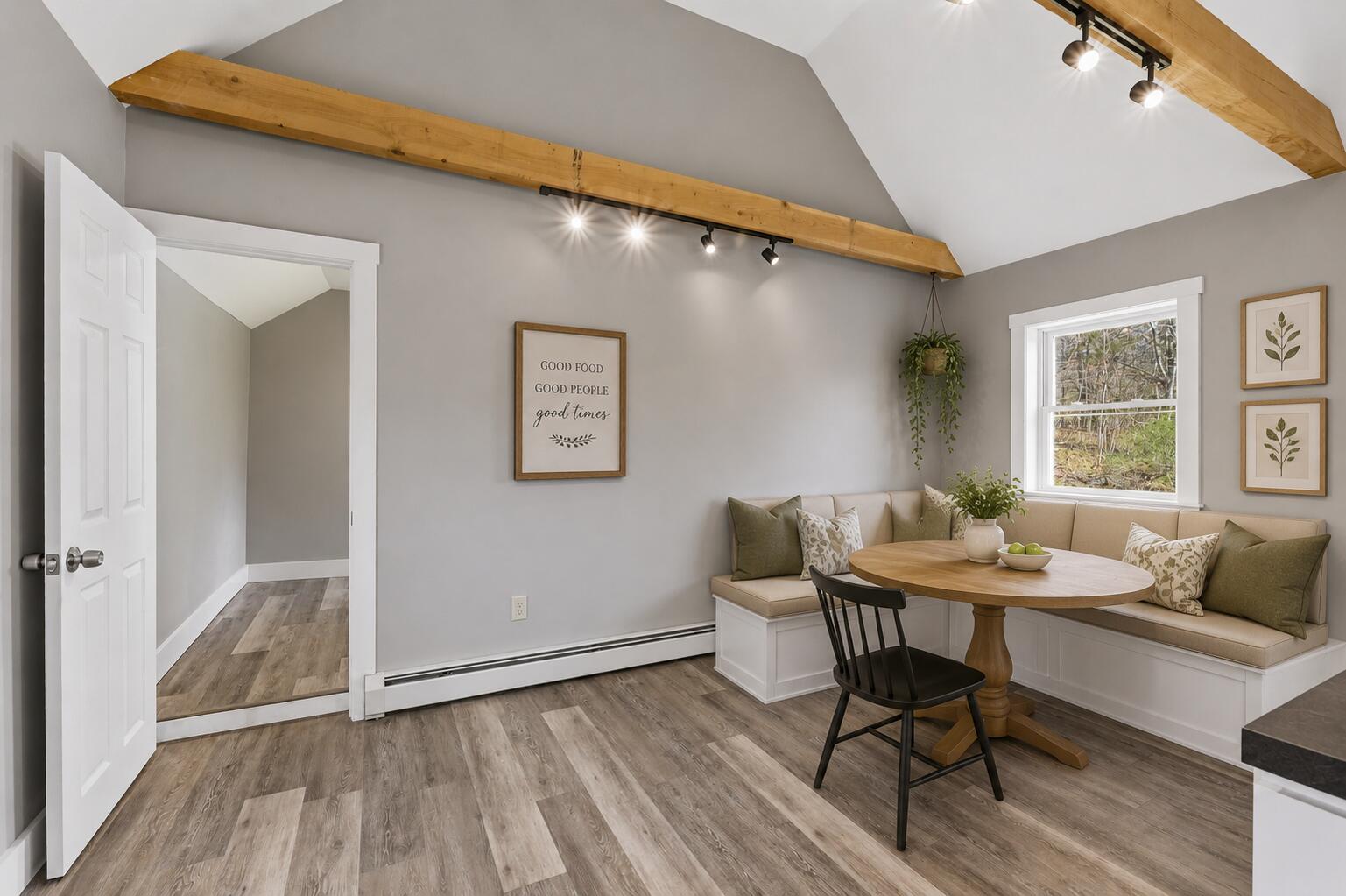 222 River Road, Richmond, ME, 04357