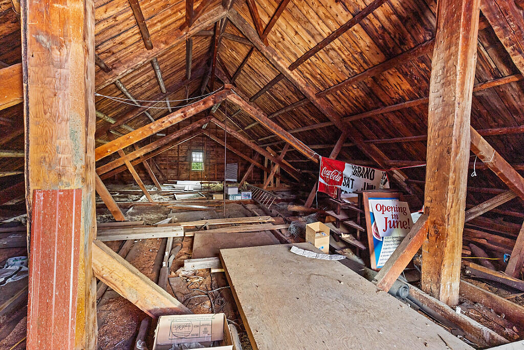 83 Main Street, Phillips, ME, 04966