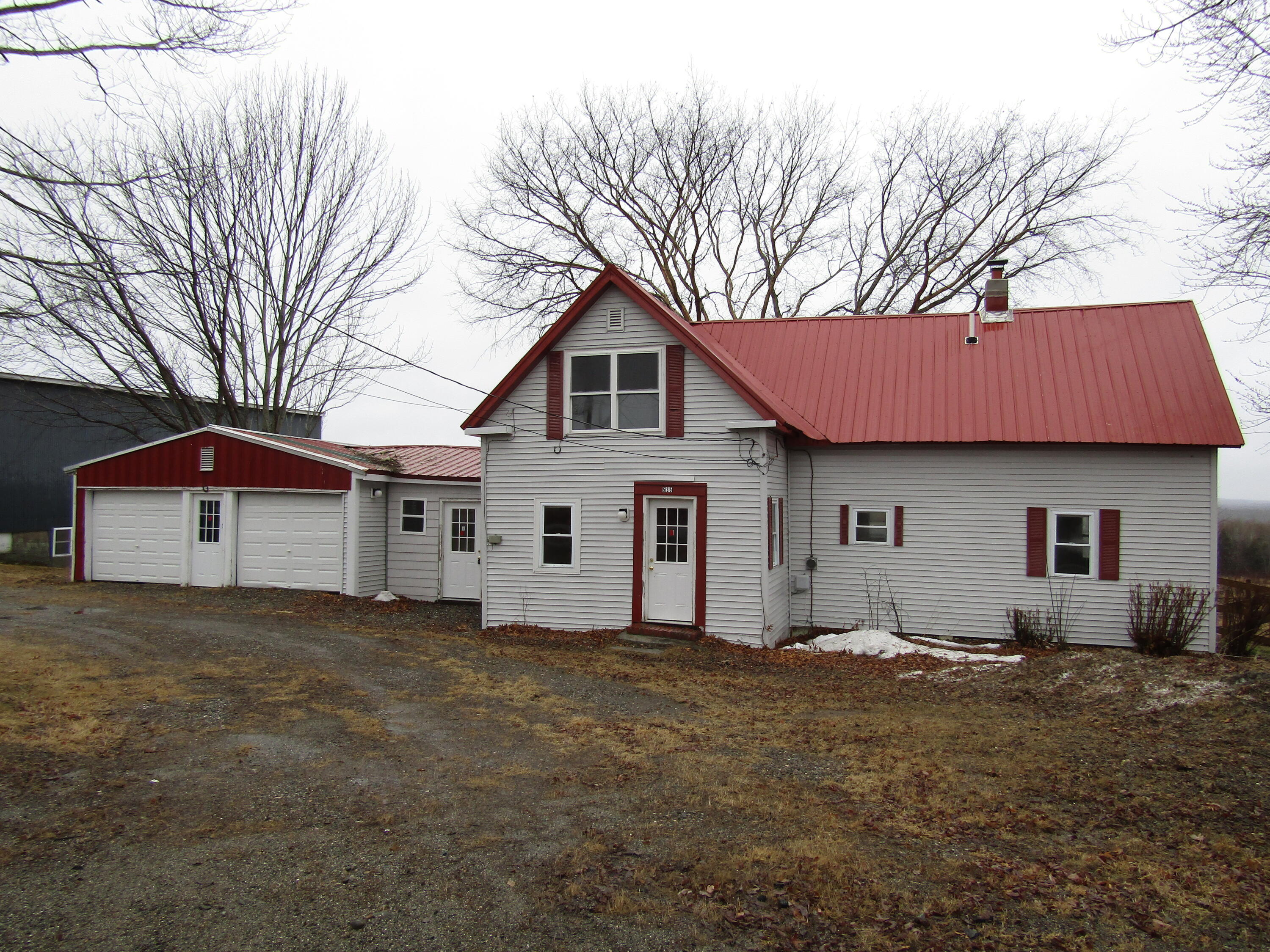 535 Enfield Road, Lincoln, ME, 04457