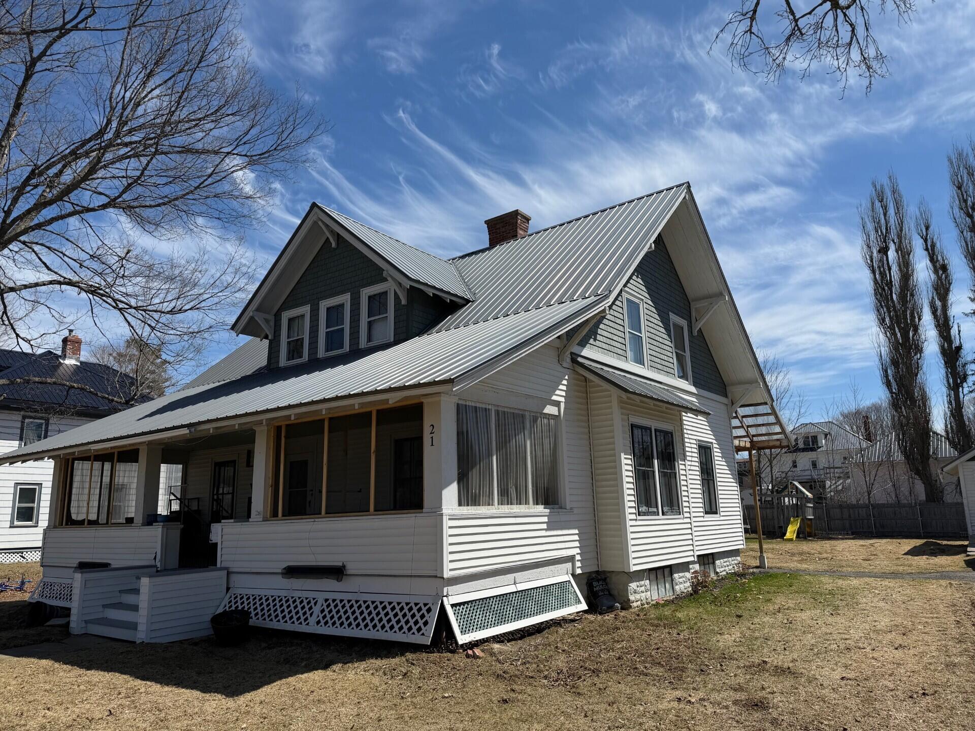 21 Bowdoin Street, Houlton, ME, 04730