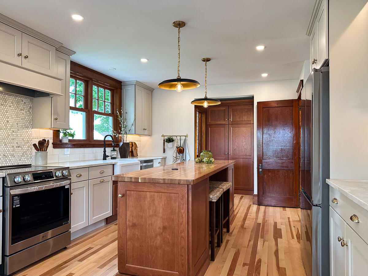12 Walnut Street, South Portland, ME 04106 kitchen-2