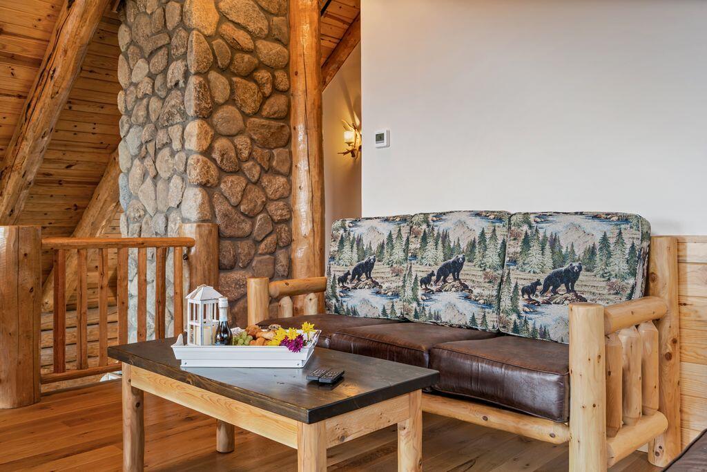 366 Glades View Avenue, Newry, ME, 04261