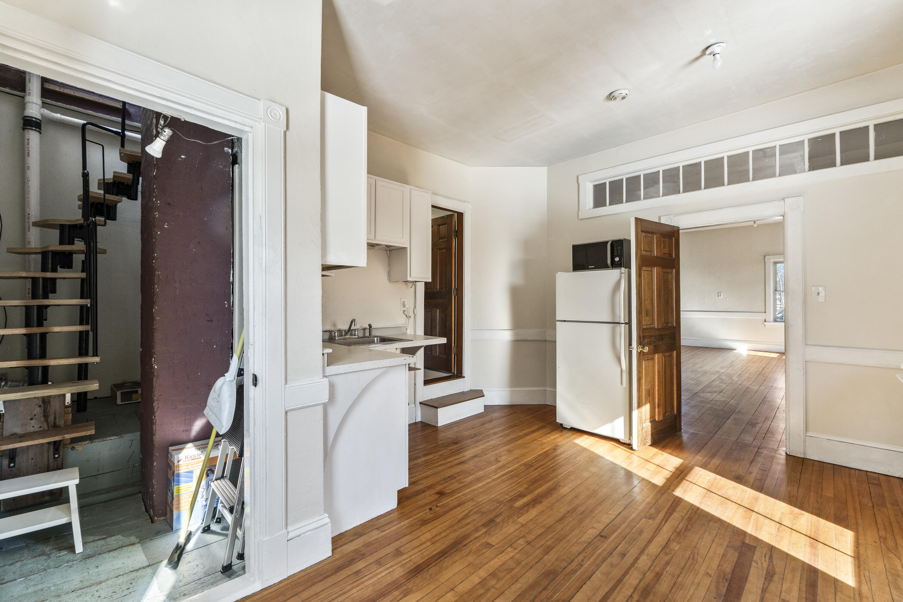 38 Main Street, Topsham, ME, 04086