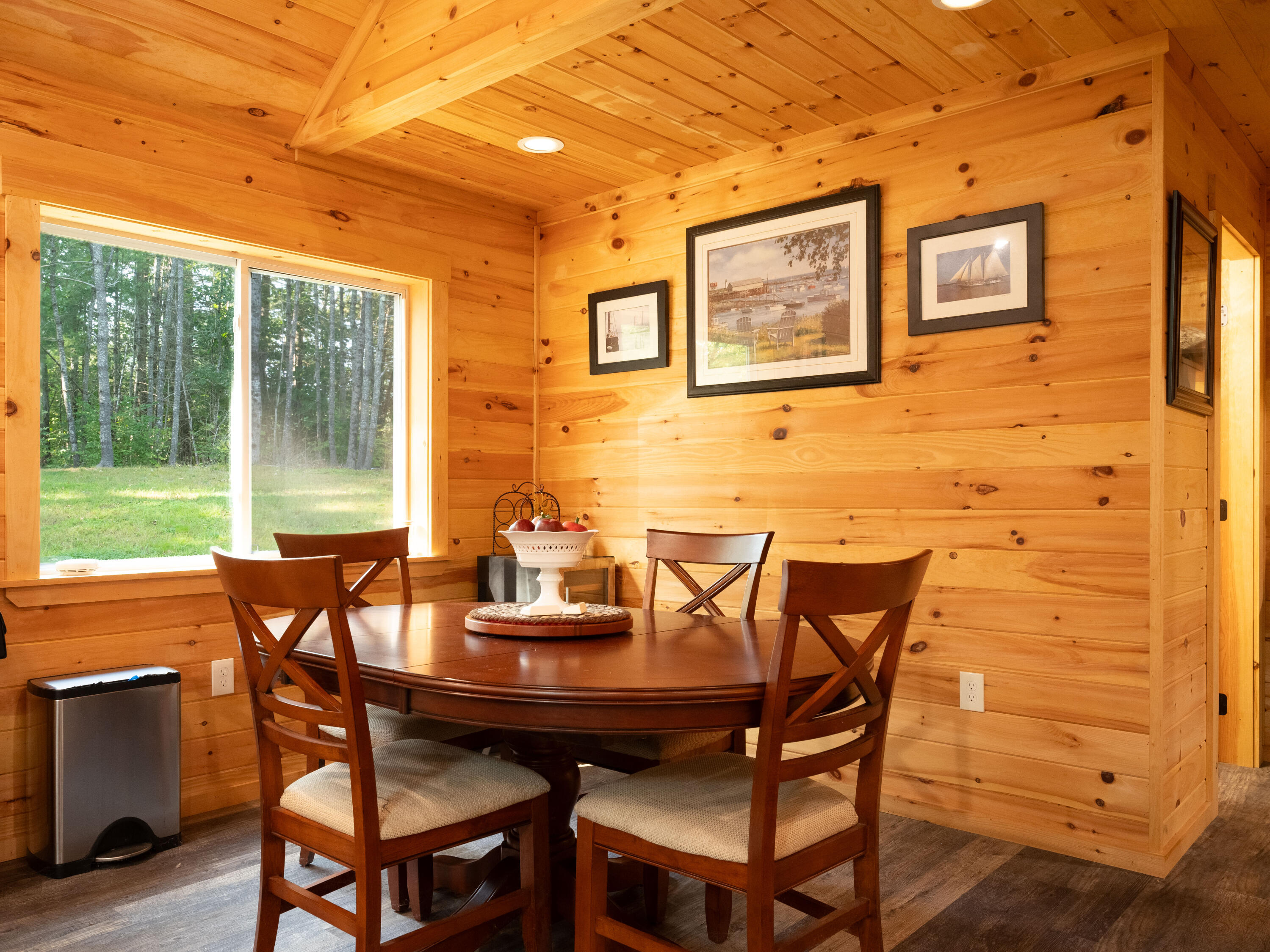 320 Hinks Rd-12