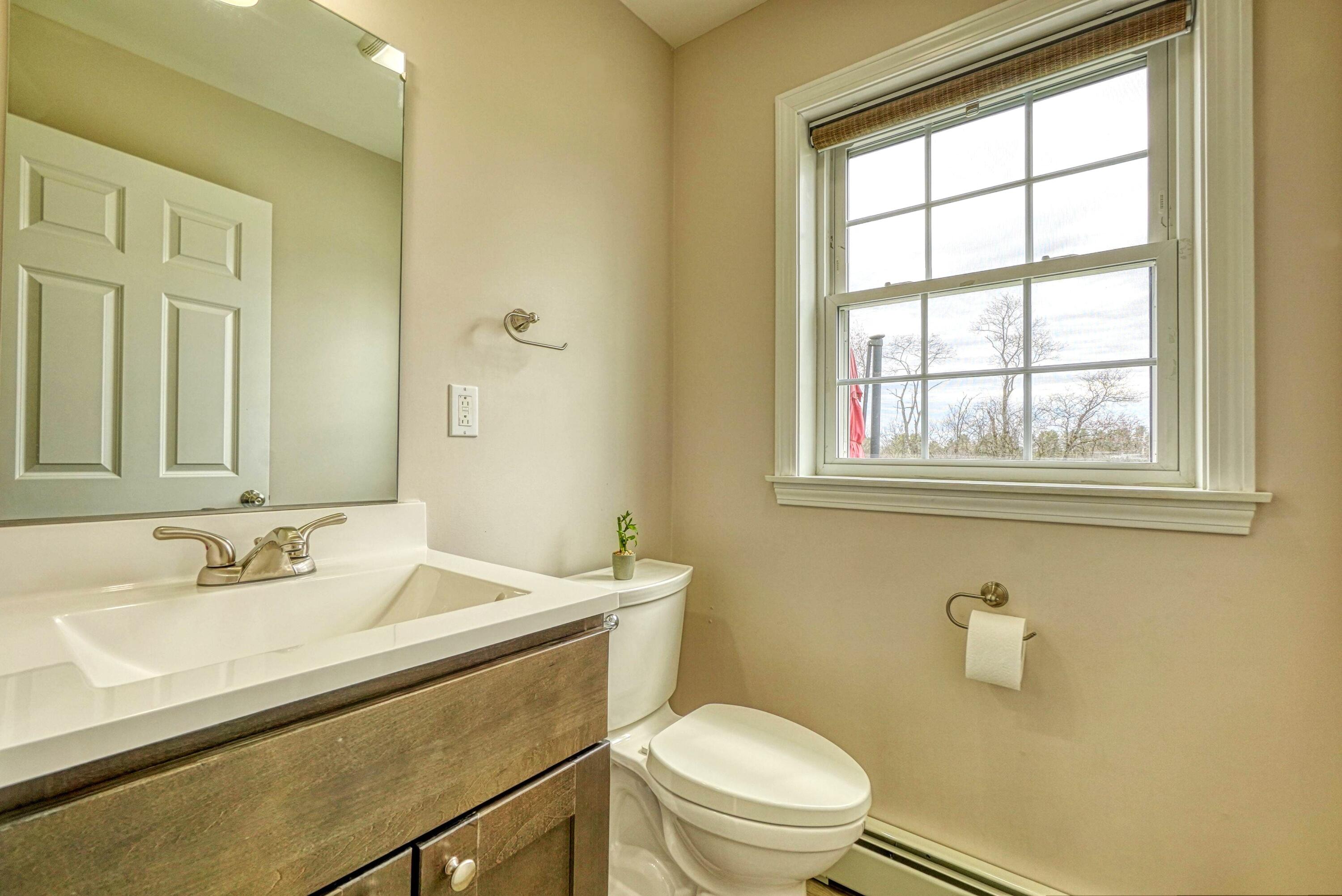 24 Royale Drive, Sidney, ME, 04330