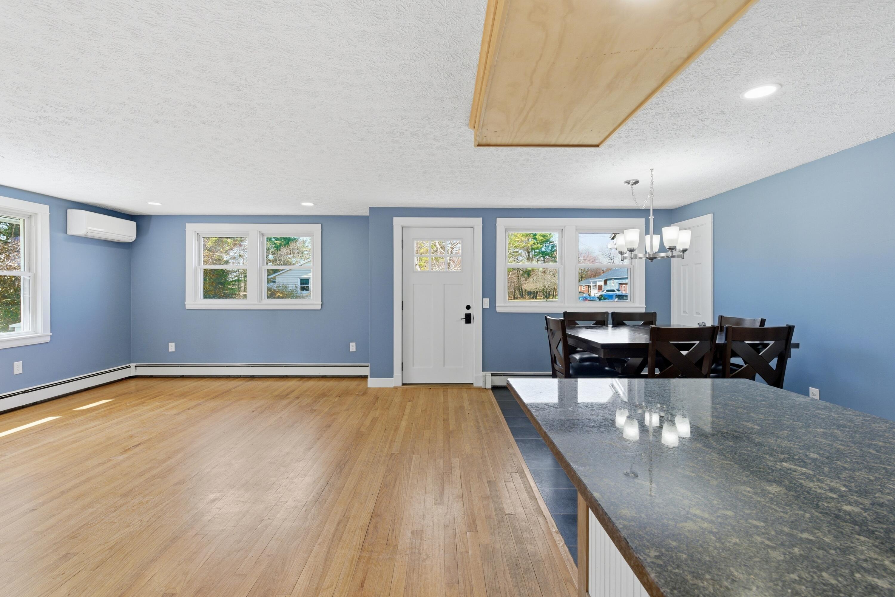 7 Sunset View Street, Gray, ME, 04039