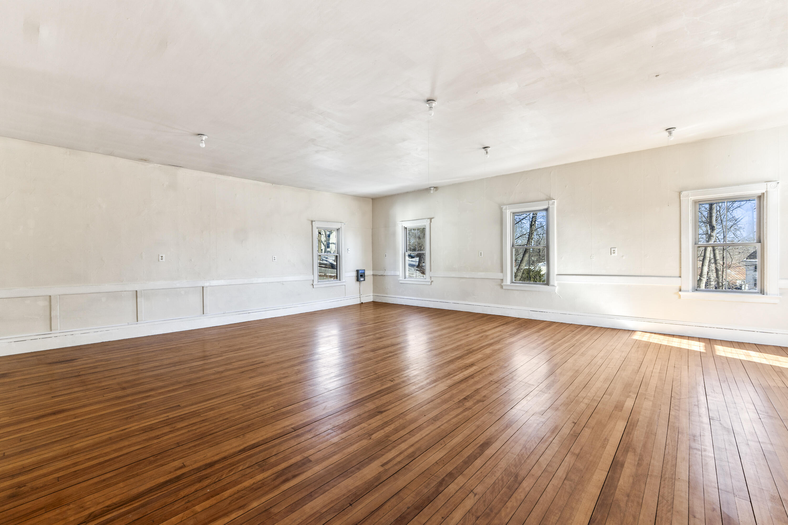 38 Main Street, Topsham, ME, 04086