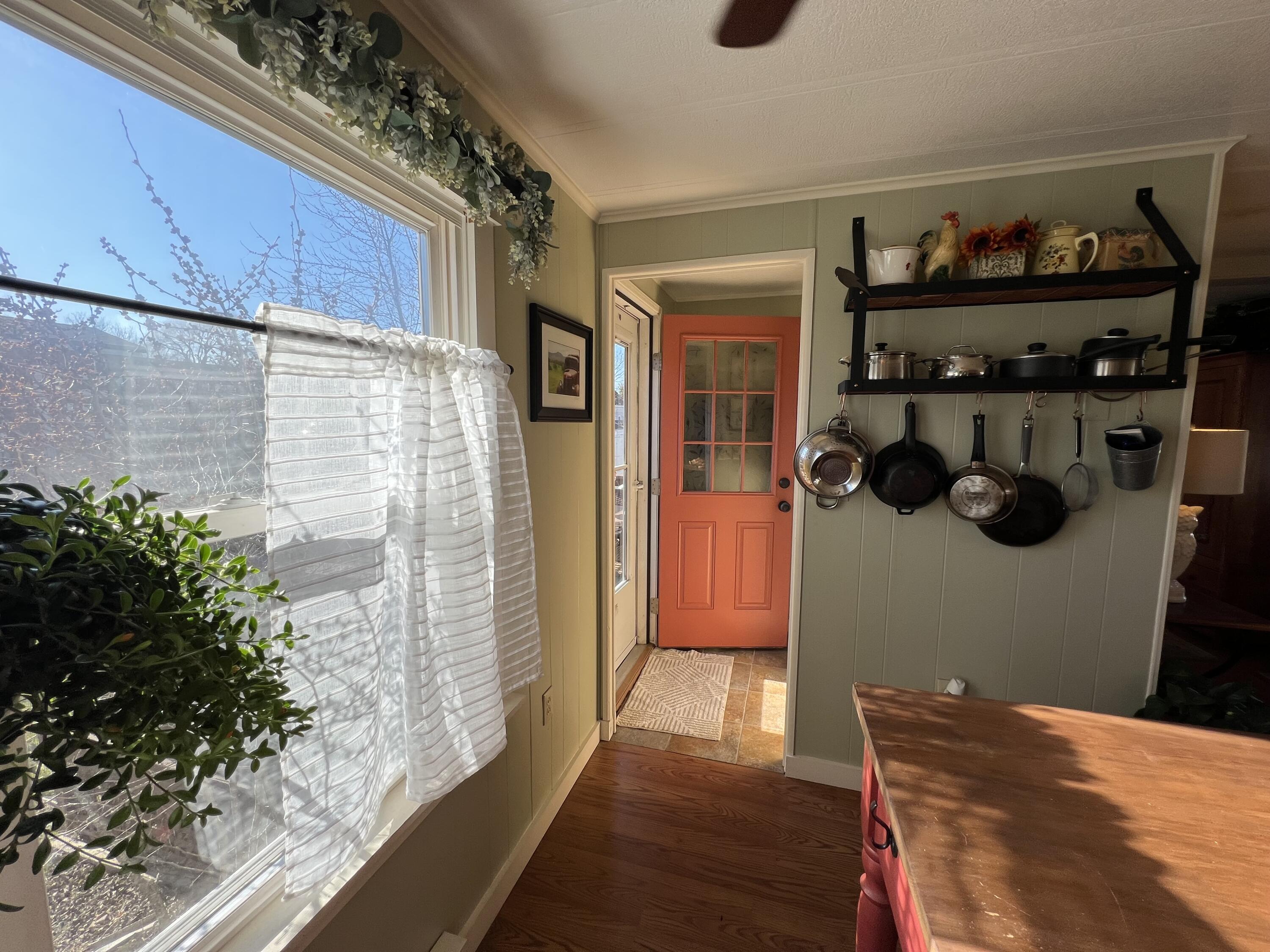 15 Marks Lane, Rockland, ME, 04841