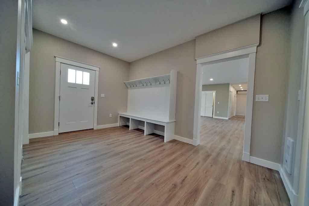 9 Lilac Lane, Houlton, ME, 04730