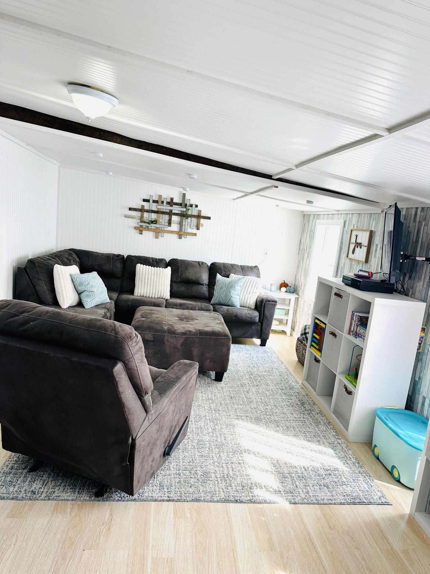 33 Coles Corner Road Road, Winterport, ME, 04496