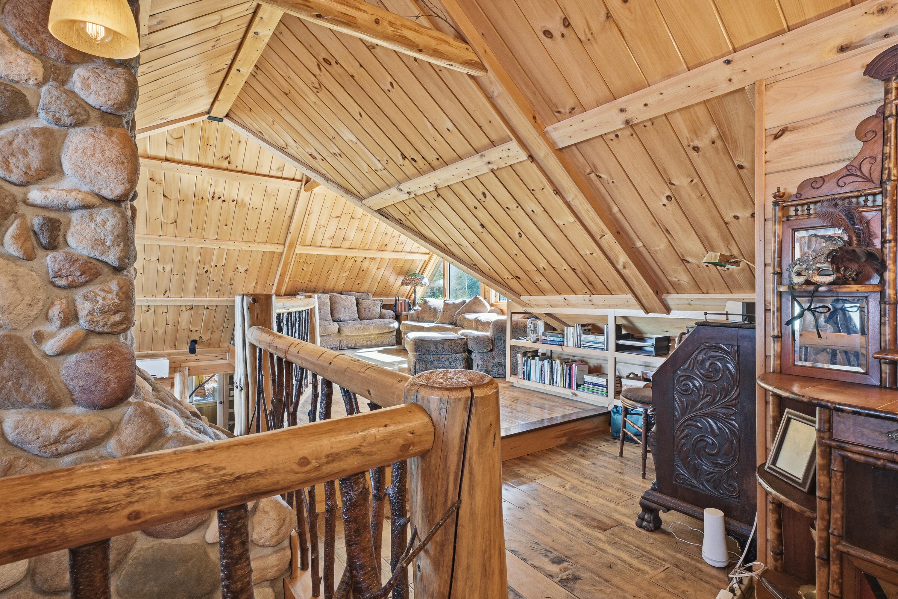 99 Abena Shores, Belgrade, ME, 04917