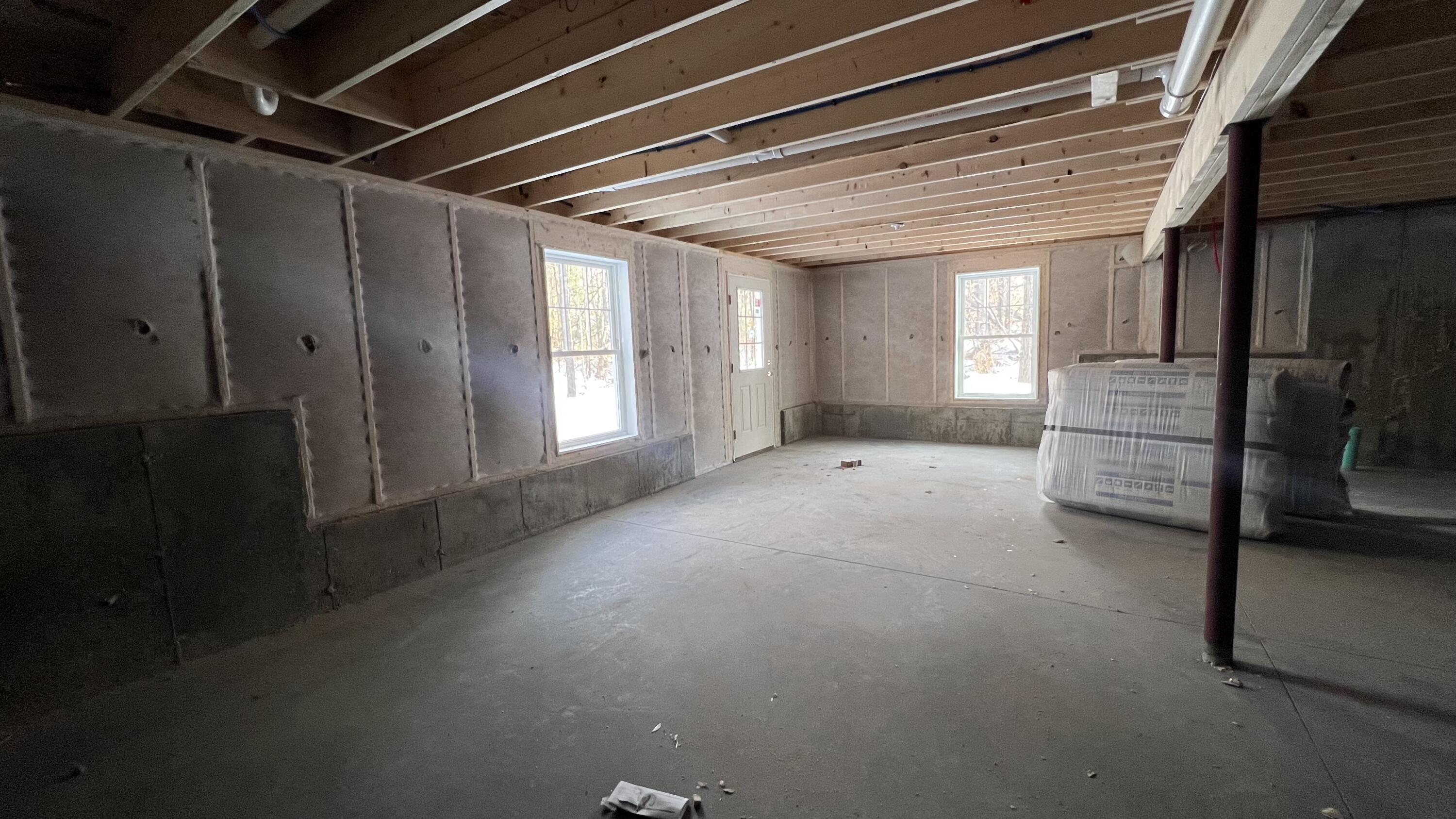 140 Raymond Hill Road, Raymond, ME, 04071