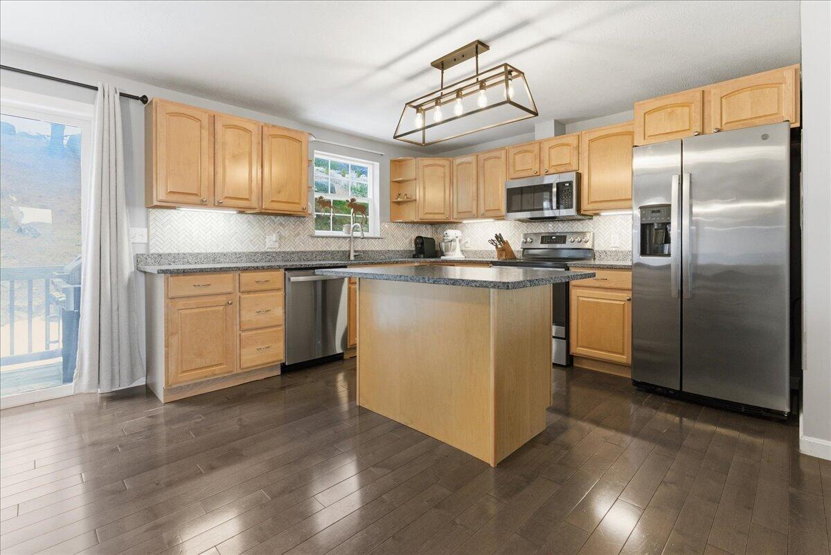 135 Vernon Street UNIT 8B, Bethel, ME, 04217