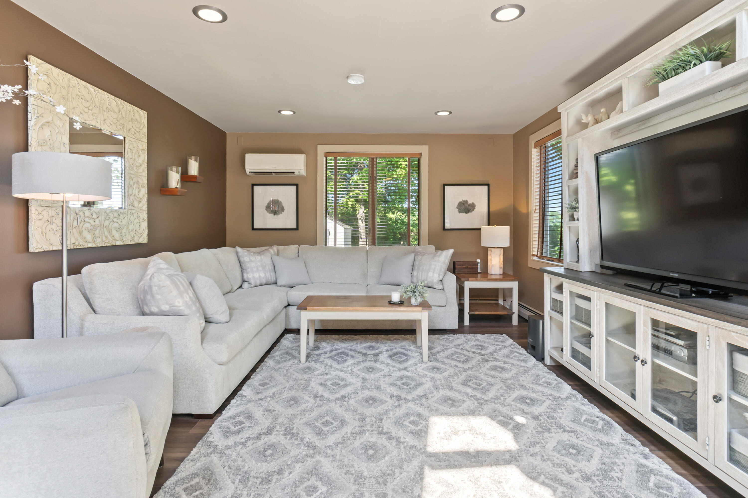 56 Old Kings Highway, Ogunquit, ME, 03907