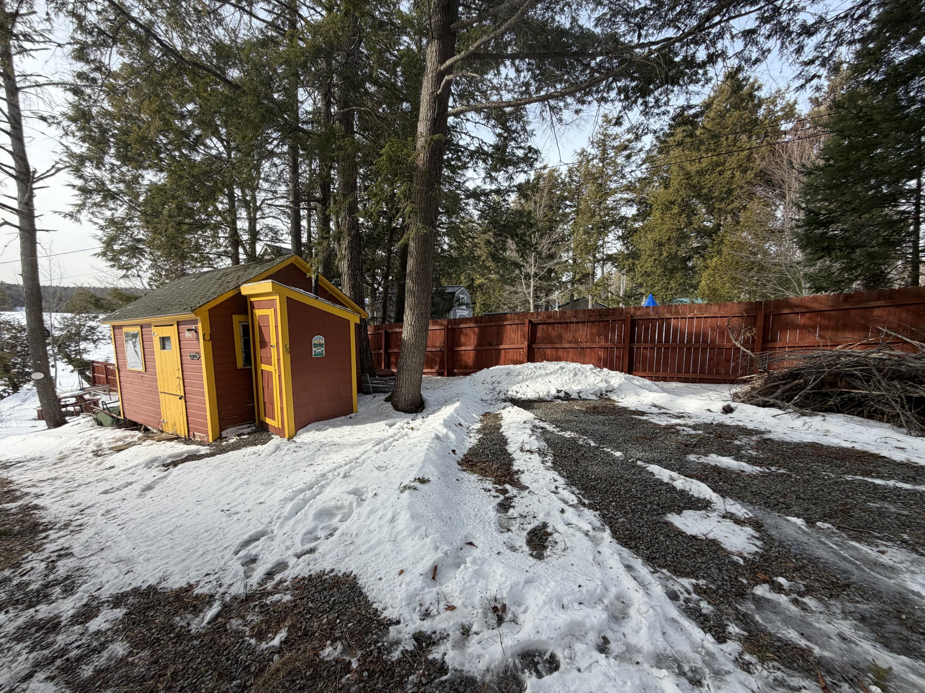 76 Hoover Lane, Lincoln, ME, 04457