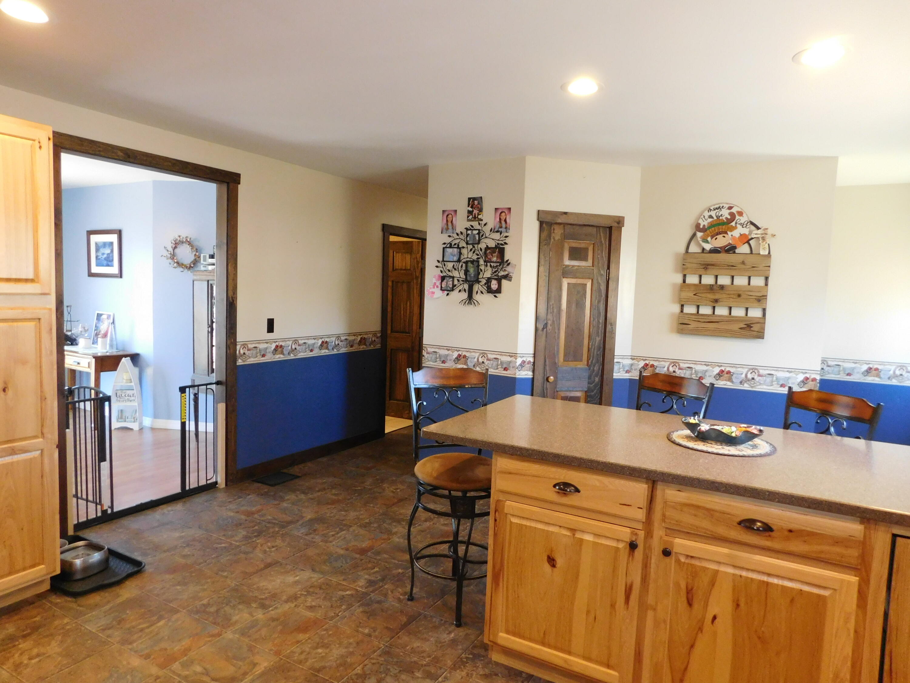 557 Enfield Road, Lincoln, ME, 04457