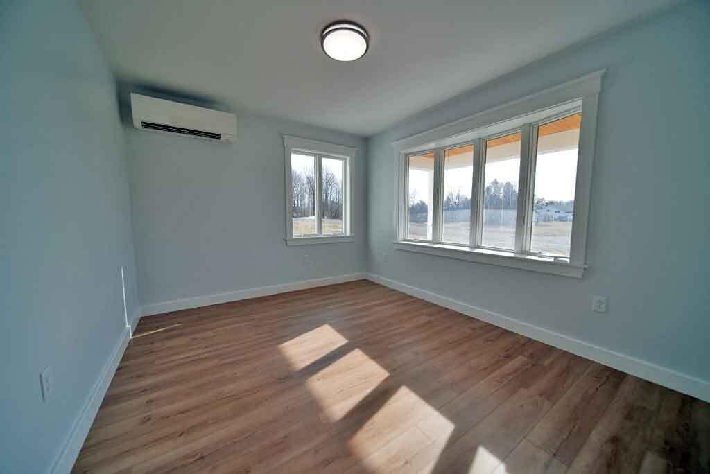 15 Lilac Lane, Houlton, ME, 04730