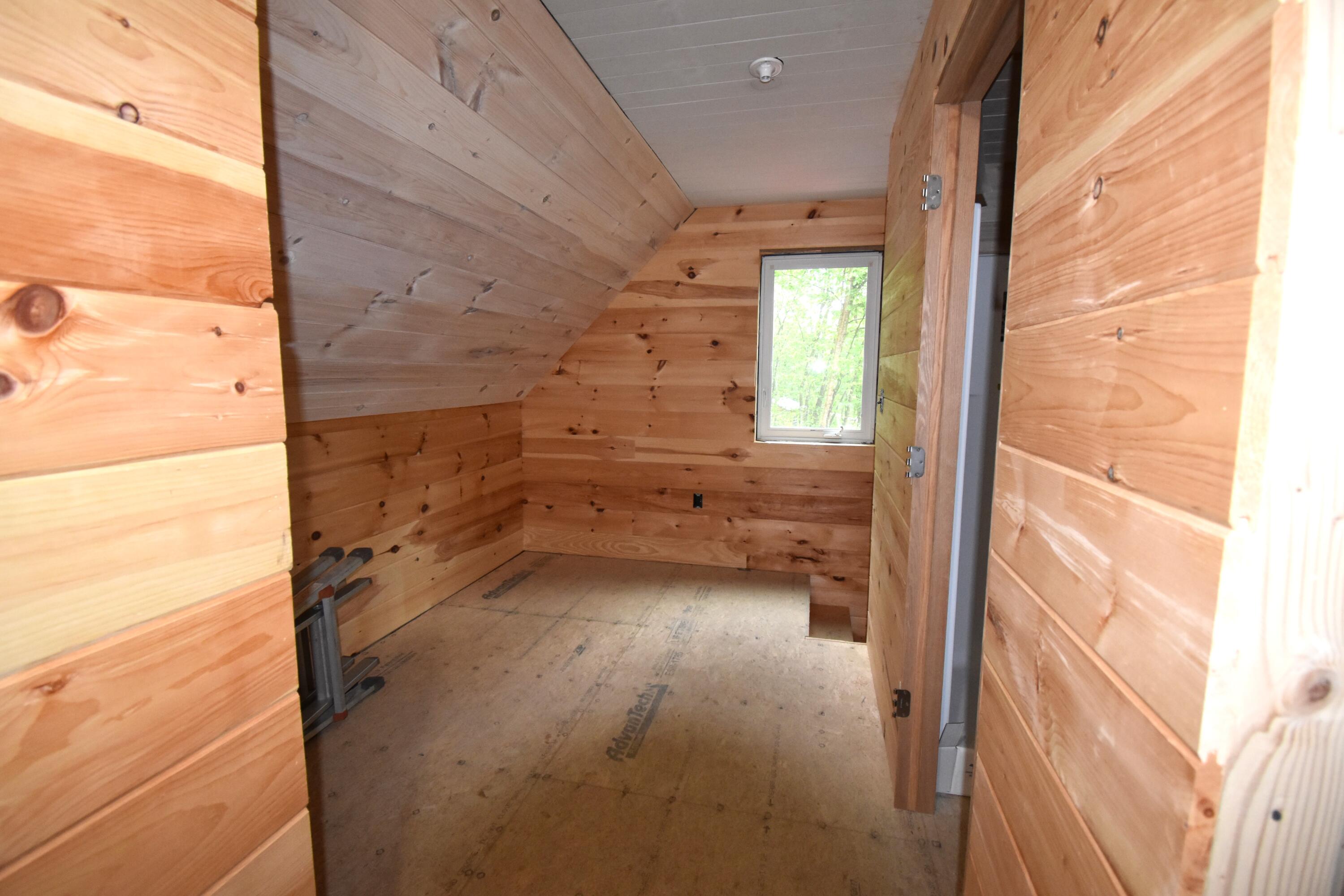 107 Shady Lane, Newport, ME, 04953