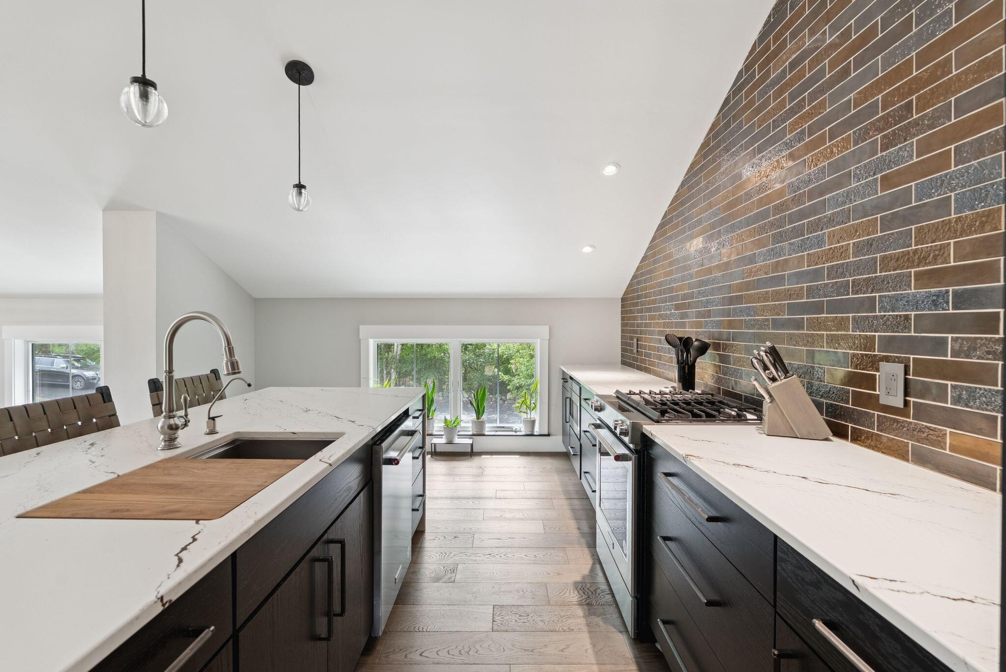 440 Blackstrap Road, Falmouth, ME, 04105