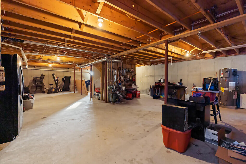 33 Belfast Augusta Road E, Searsmont, ME, 04973