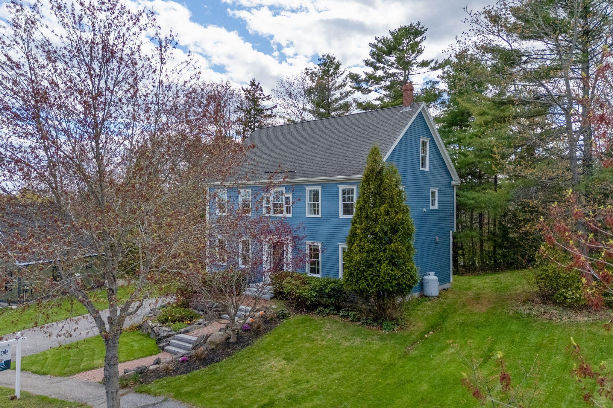 $750,000+