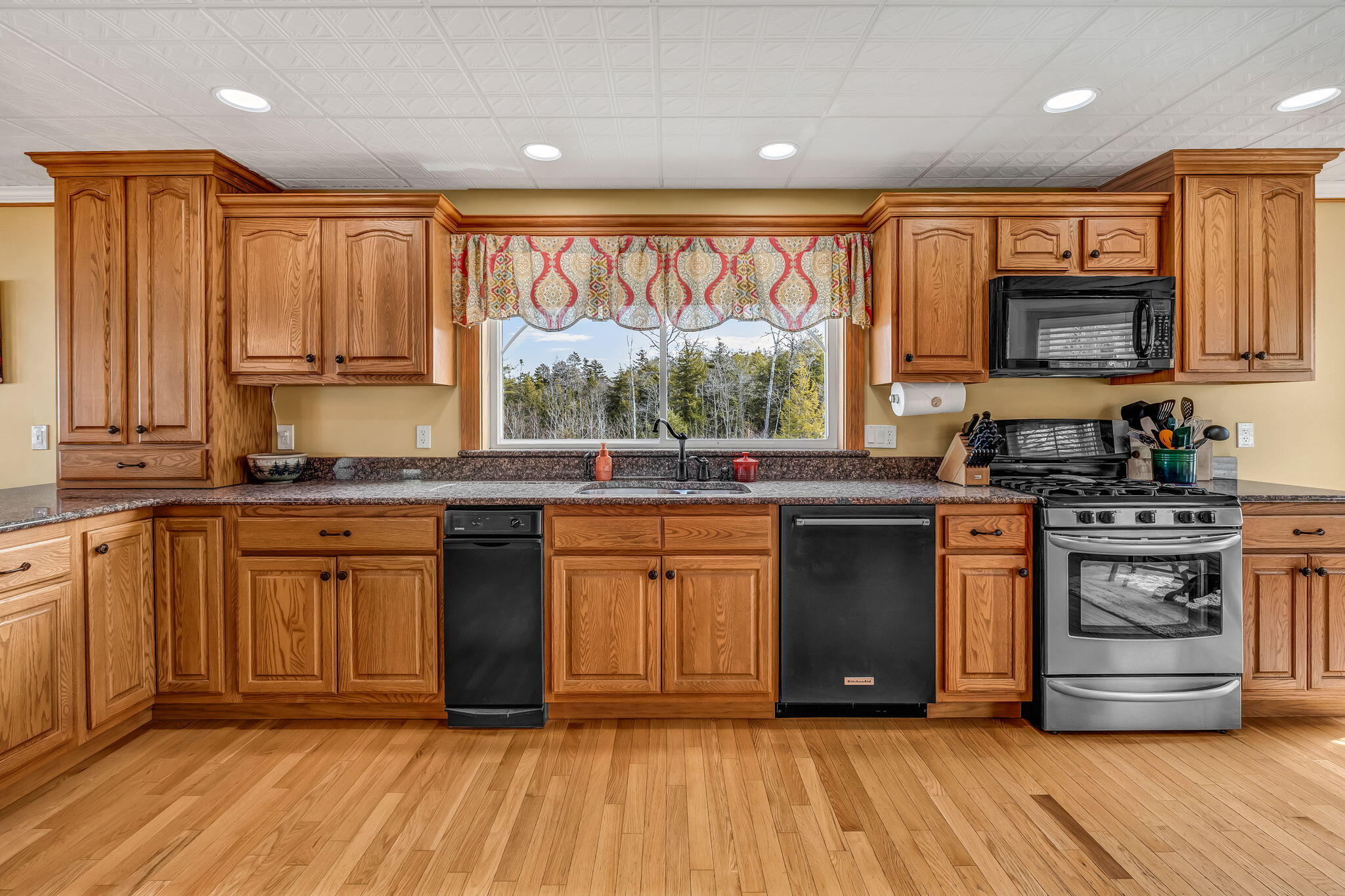 2080 Lakeview Road, Lake View Plt, ME, 04463