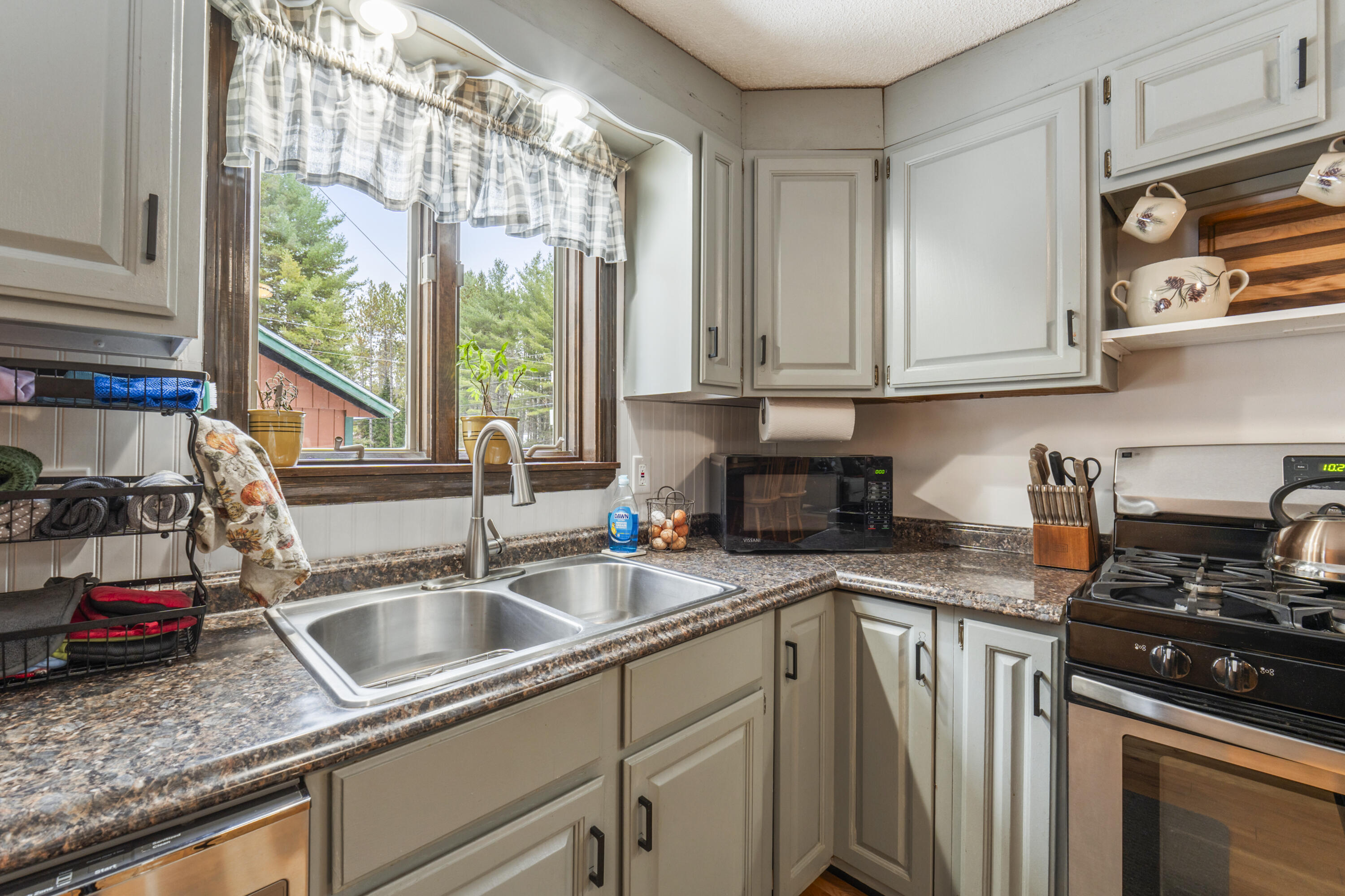 1480 Arnold Trail, Eustis, ME, 04936