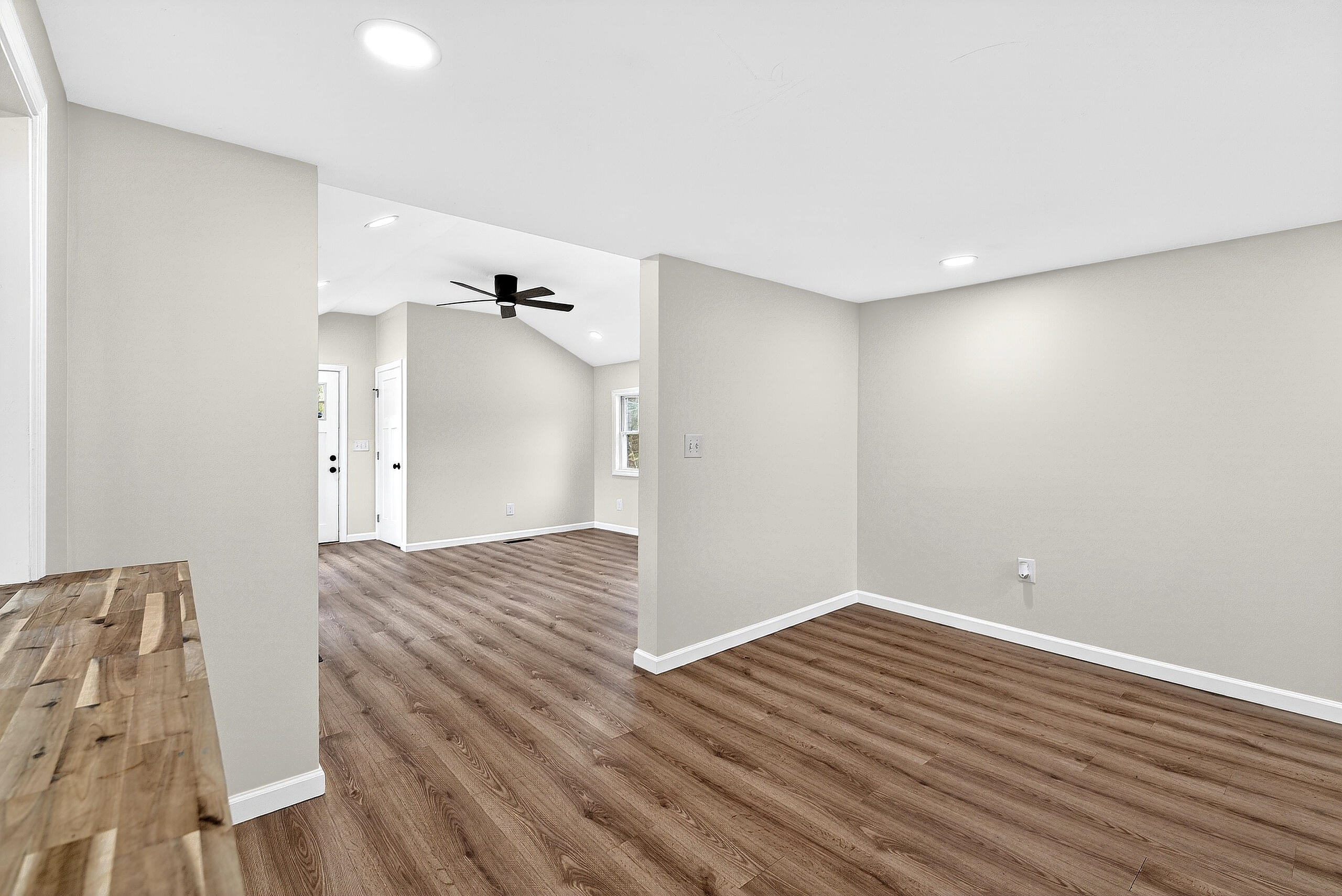 548 North Road, Mount Vernon, ME, 04352