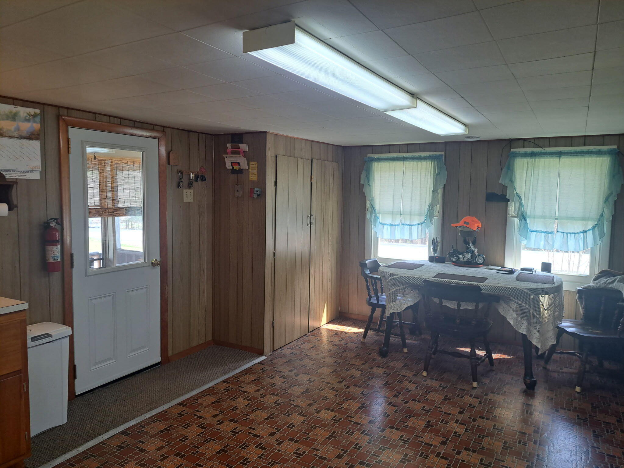 901 N Dexter Road, Sangerville, ME, 04479 901 N Dexter Road, Sangerville, ME, 04479