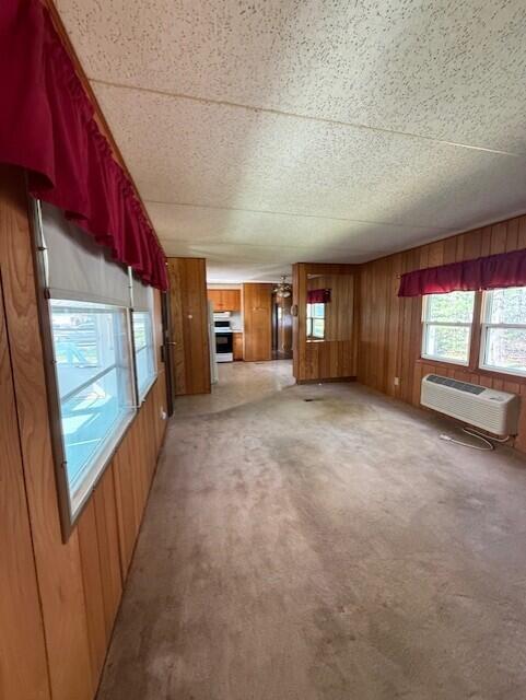 13 Gallant Drive, Saco, ME, 04072 13 Gallant Drive, Saco, ME, 04072