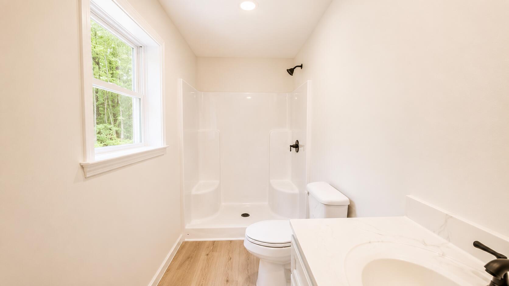 170 Silver Lane, Limerick, ME 04048 Primary Bathroom