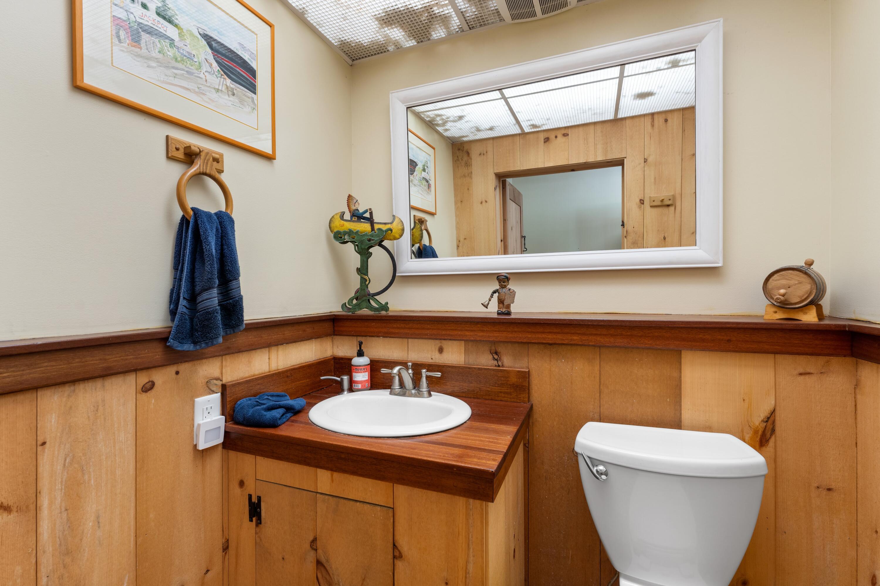 197 N Shore Road, North Haven, ME, 04853