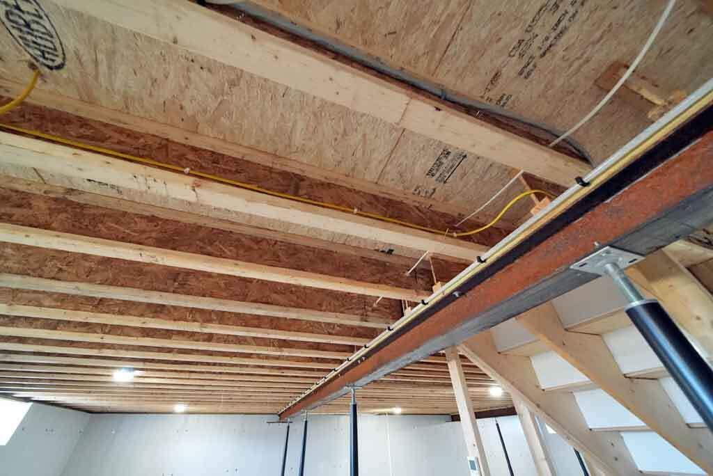 15 Lilac Lane, Houlton, ME, 04730