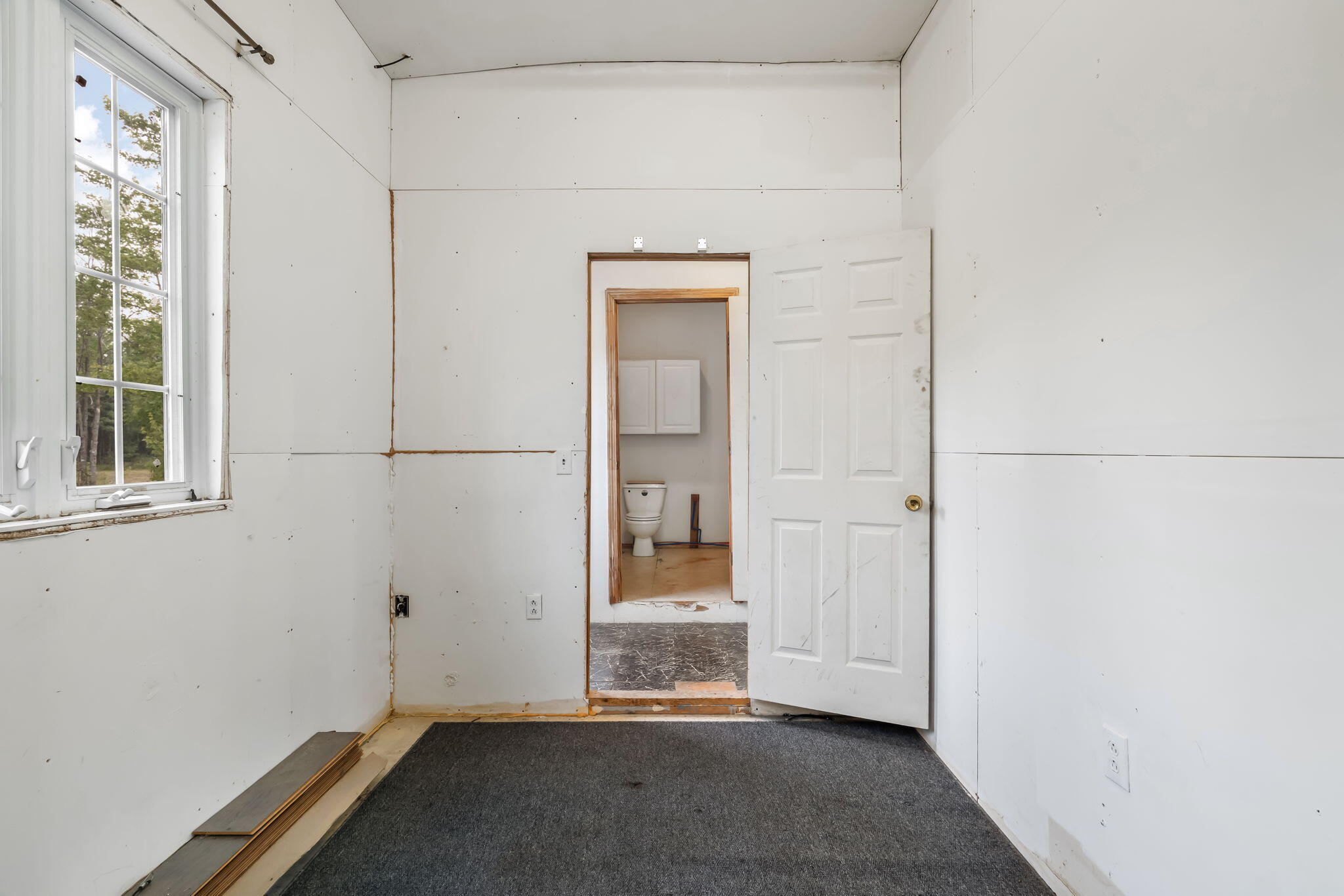 42 Lagrange Road, Howland, ME, 04448