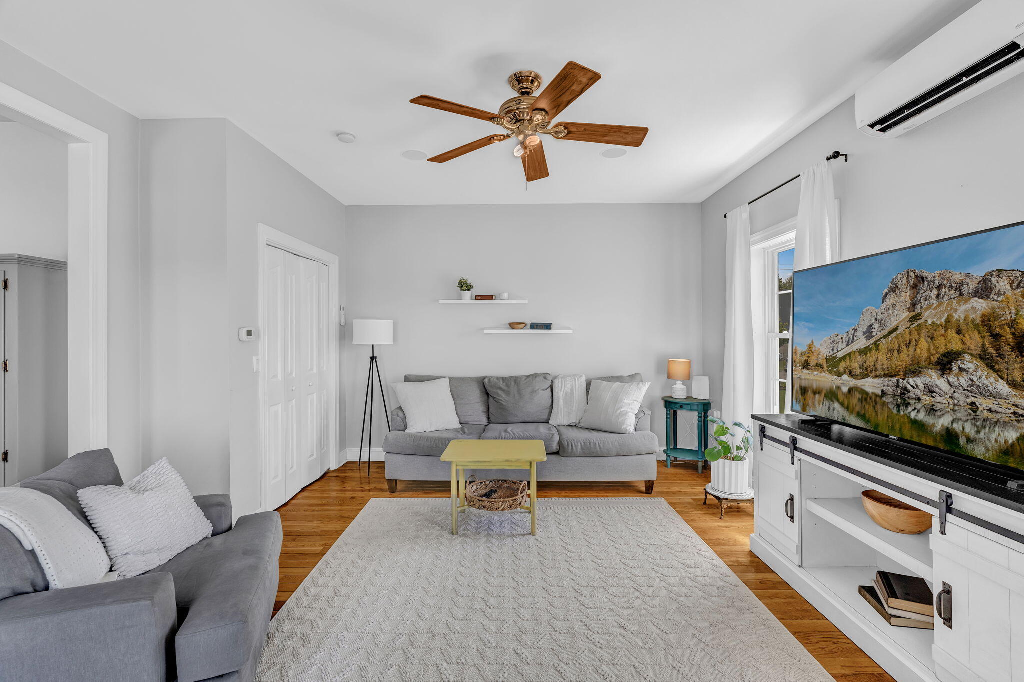 23-web-or-mls-40-hillview-dr