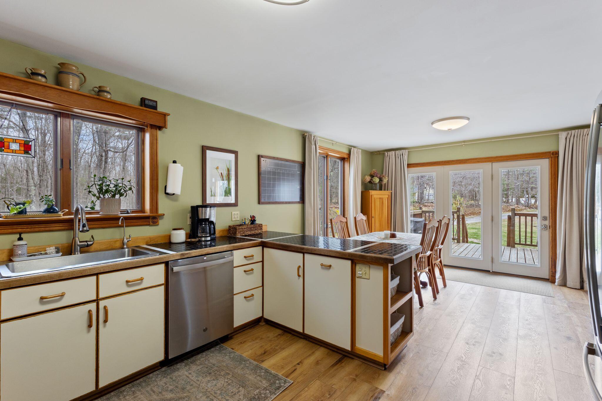 97 Tenny Hill Road, Raymond, ME, 04071