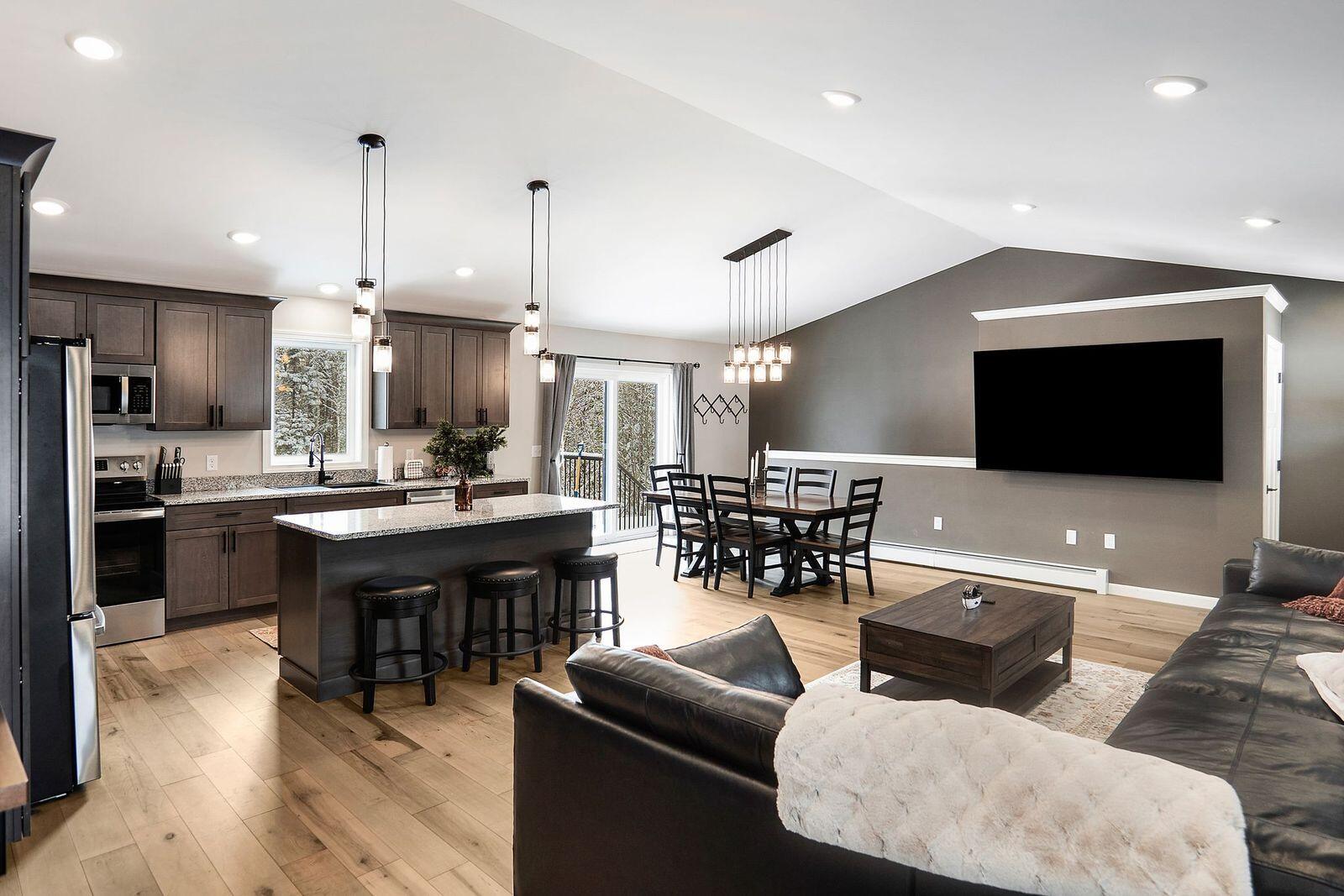 67 Stacey Lane, Kenduskeag, ME, 04450