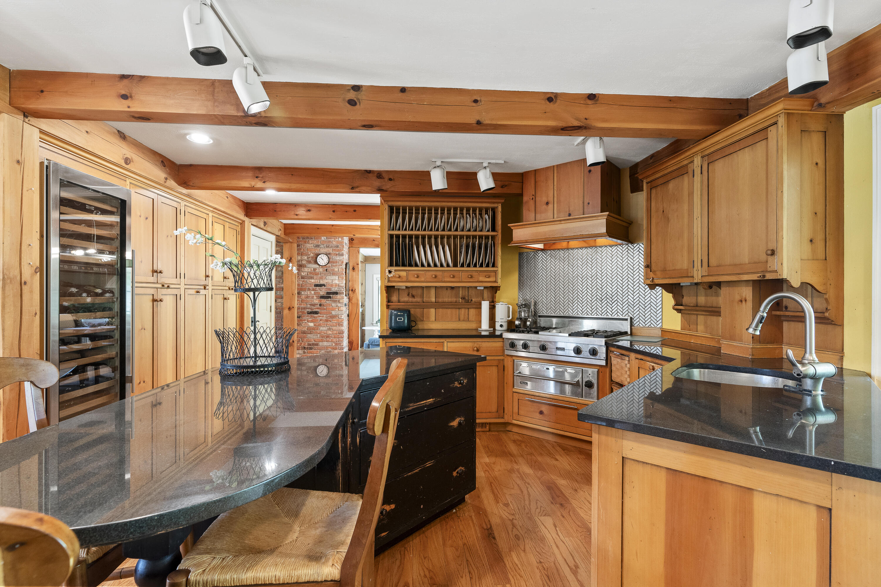 298 Ocean Avenue, Kennebunkport, ME, 04046