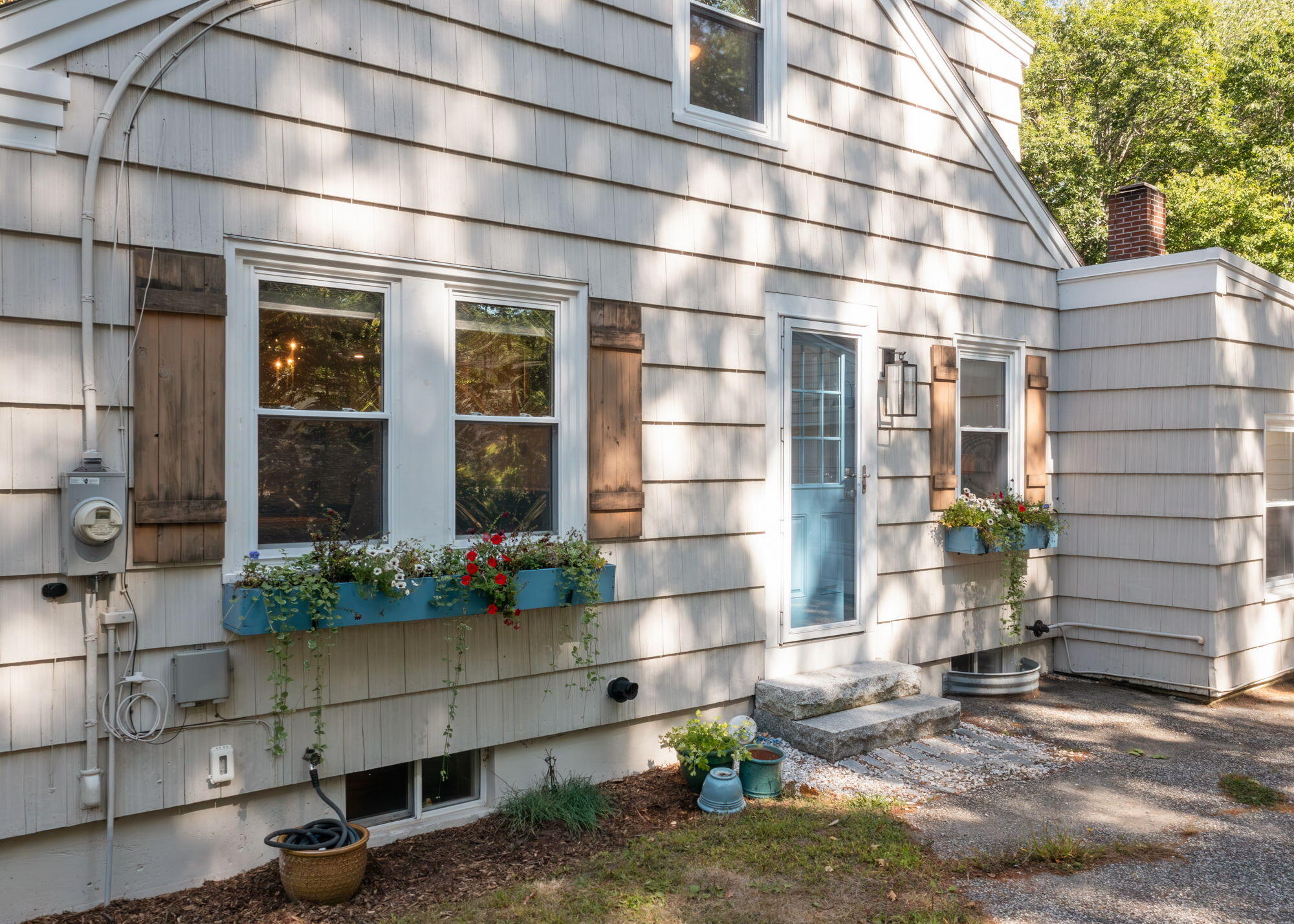 303 Middle Road, Falmouth, ME 04105 303 Middle Road