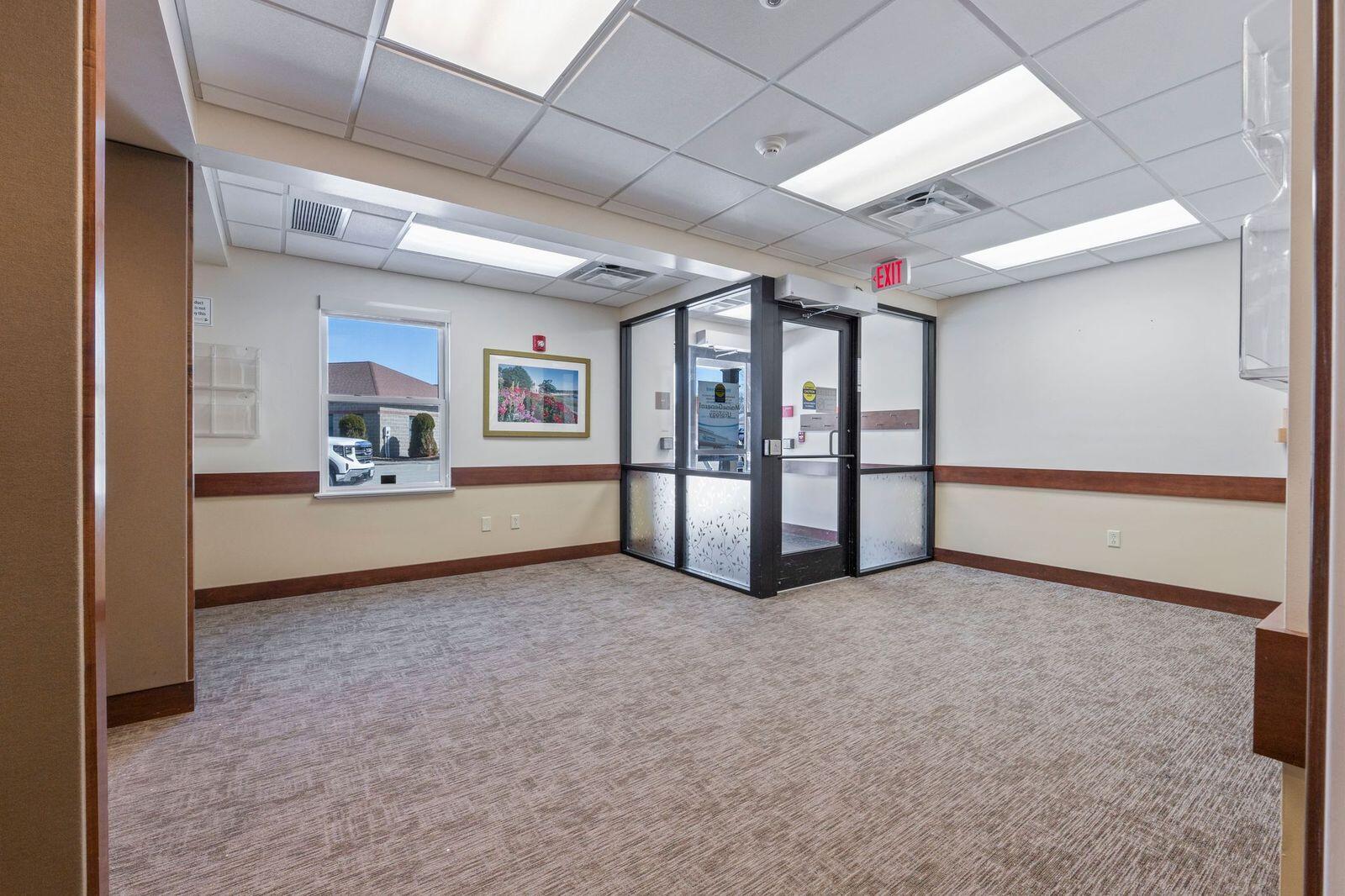 11 Evergreen Drive, Oakland, ME, 04963