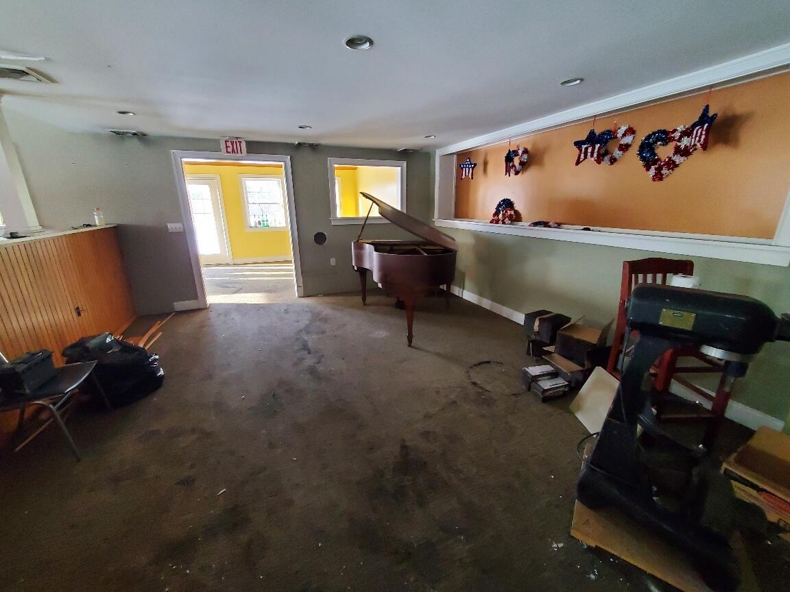 999 Main Road, Eddington, ME, 04428