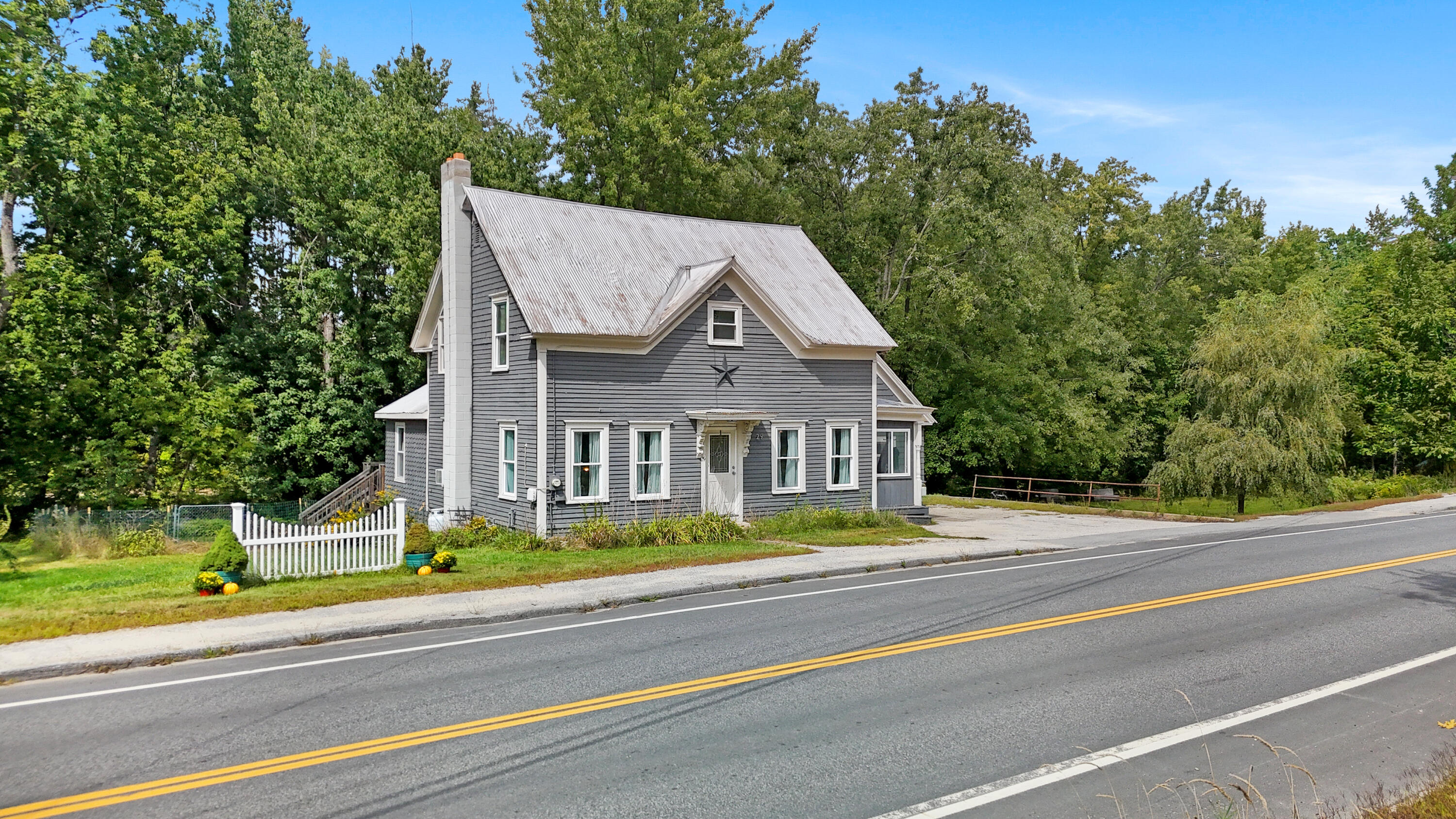 Photo of 29 Depot Street Buckfield ME 04220